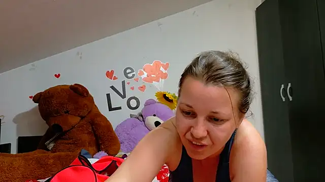 SweetMaddy888 webcam