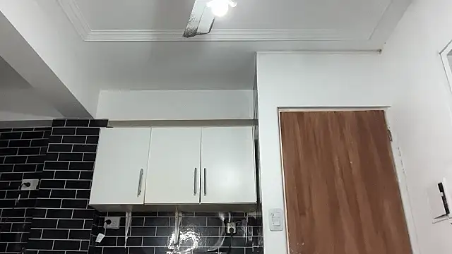 MUSCLEANGEL1 webcam