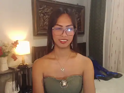 Nathalieheartt webcam