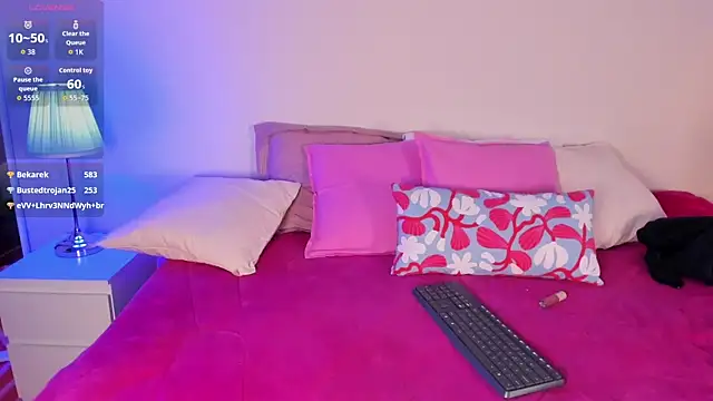 cuttie_blondie webcam