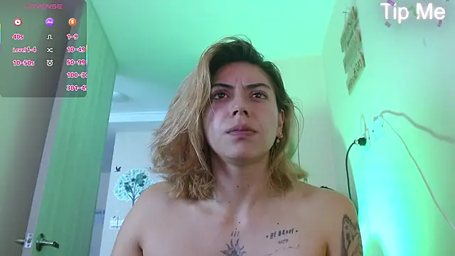 aprildumont webcam