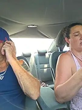 thespontaneouscouple42069 webcam