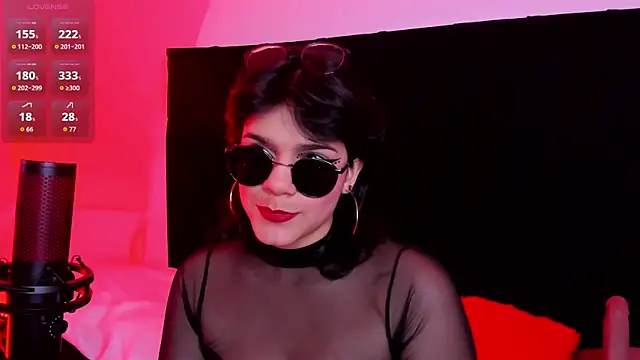 Valeriekay__ webcam