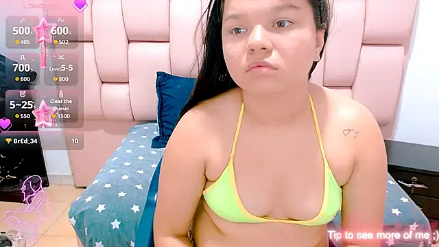 naomi_hot18_ webcam