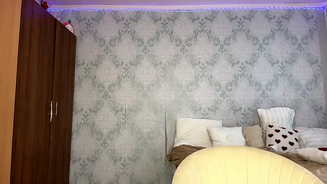 JenevaPacubas webcam