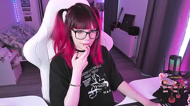 Yumi_Youkai webcam