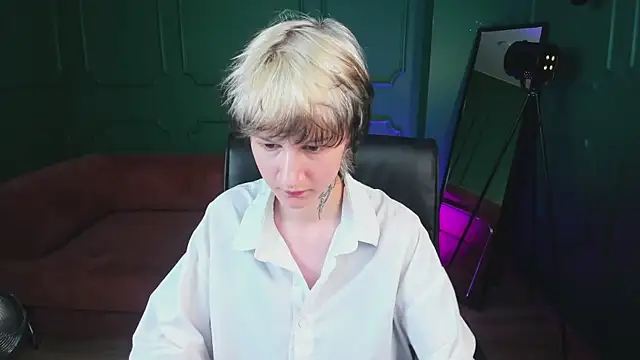 Senpai_Sins webcam