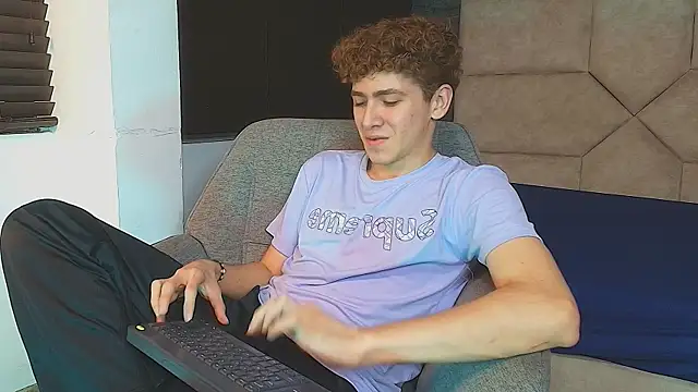 Tyler_Mcrey webcam
