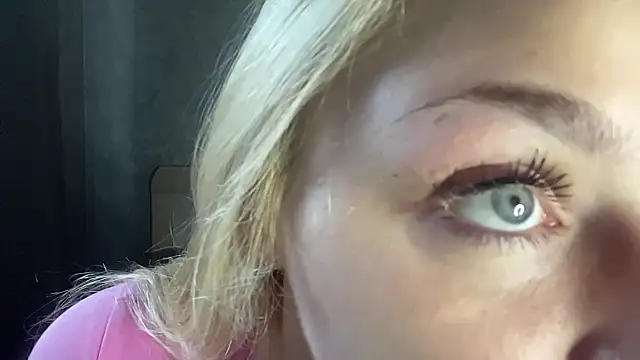 EvelynStars webcam