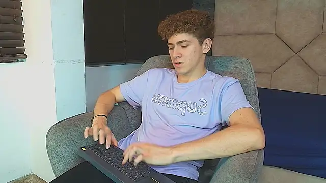 Tyler_Mcrey webcam