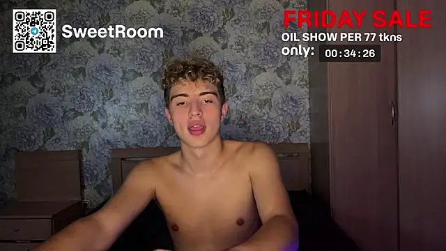 AlfredSweet live cam on StripChat