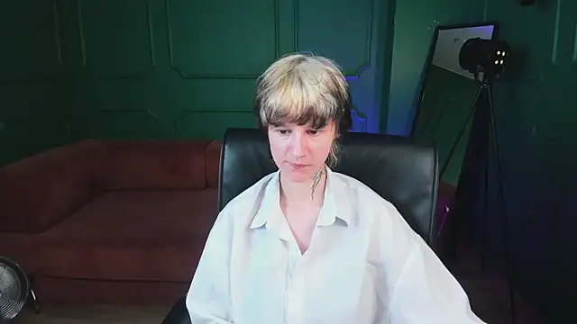 Senpai_Sins webcam