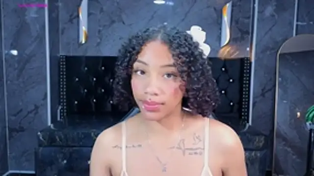 Violeth_b webcam