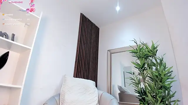 alessia_moon1 webcam