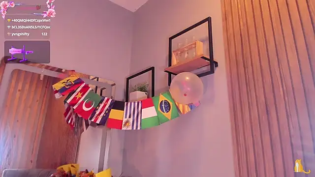 KimDevinne webcam