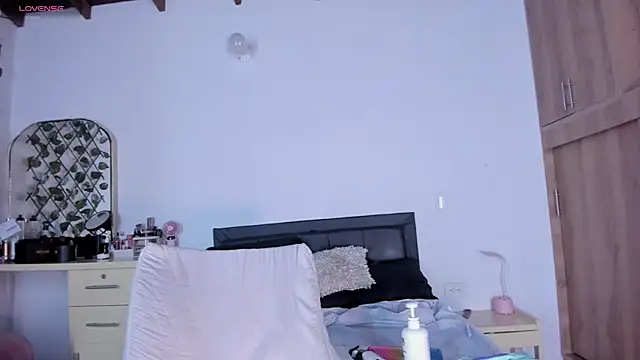 medussa13_ webcam