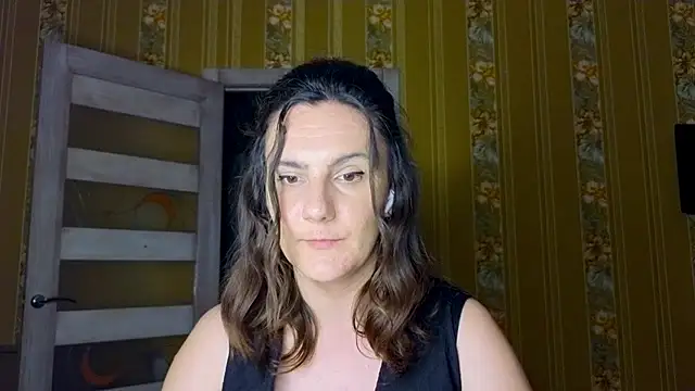 lil_smile webcam