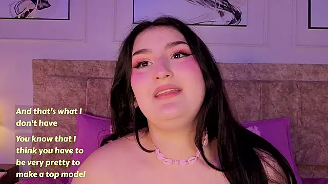 zoe_moon__ webcam