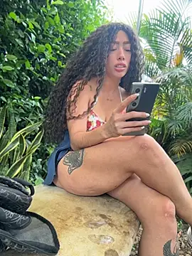 roxyrougee webcam