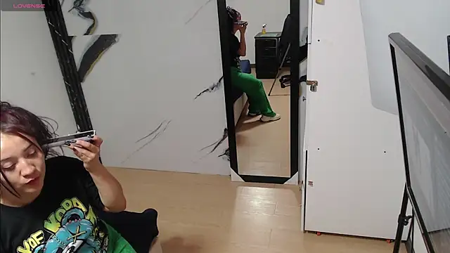 Jessica_Dove webcam