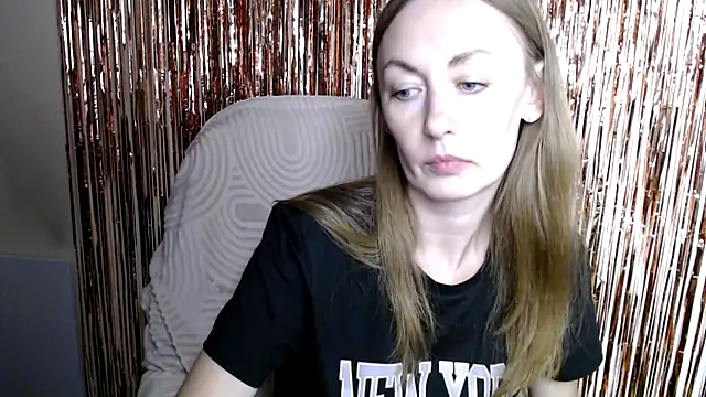 LiaSeass_ Live Web Cam Show