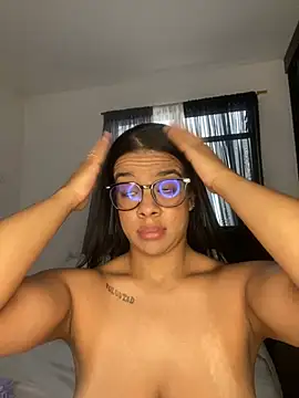 trianawhite webcam