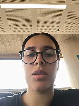 Annya-sweet webcam