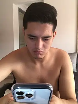 alexandergrey760886 webcam