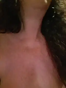 GypsyEsmeralda webcam