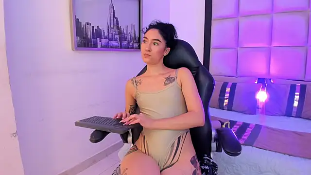 MeganPresleyy webcam