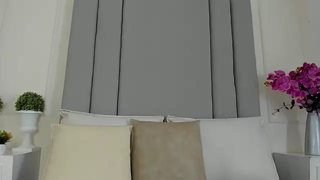 CannelaSmith webcam