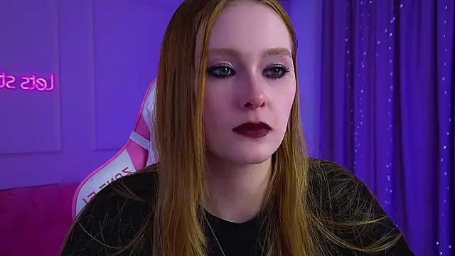AgataFoxley webcam