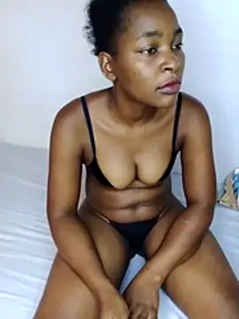 cum_queen254 webcam