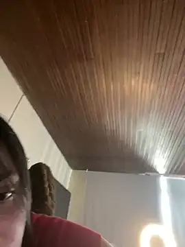 PamelaJonsom_ webcam