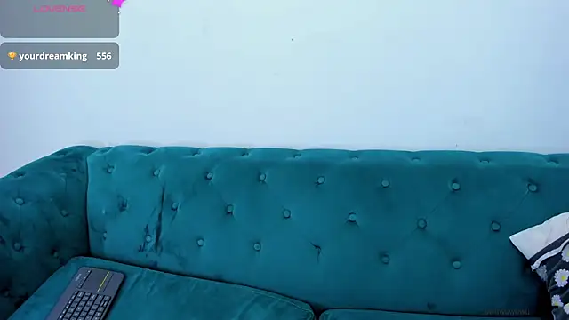 VioletaWhimsy webcam
