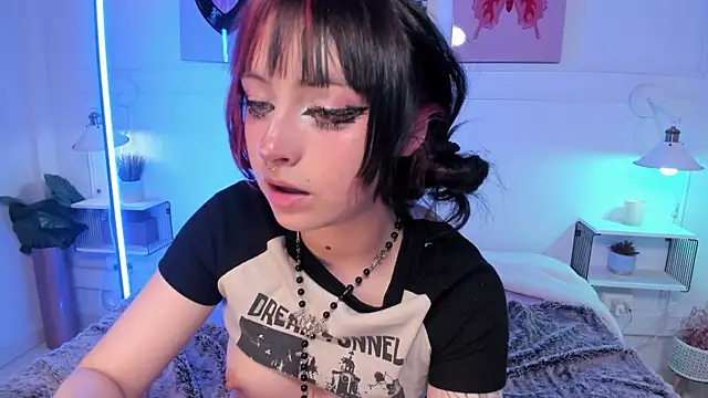 Zoe_Lynch_ webcam