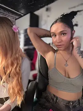 Isabella-Teen webcam