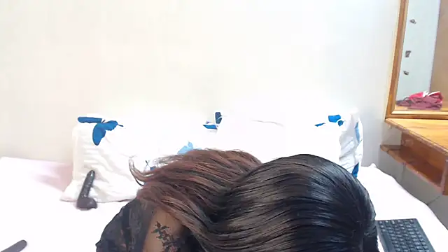 Tinnypussie webcam