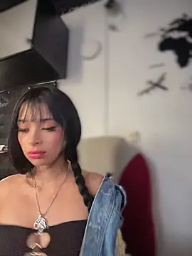 Isabella-Teen webcam
