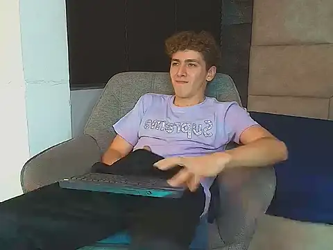 Tyler_Mcrey webcam