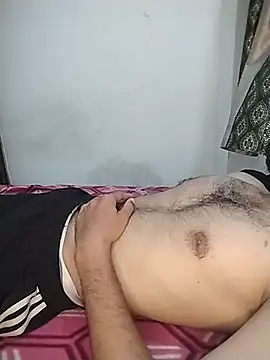 Mr_Hotyy webcam
