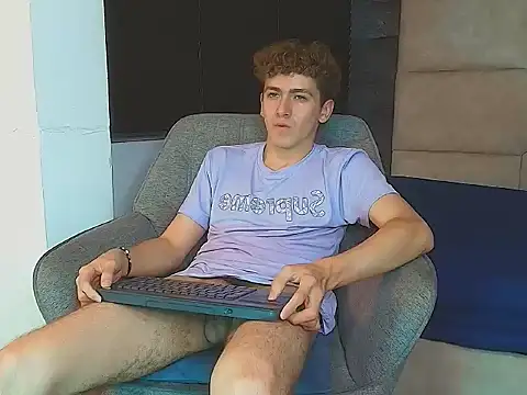 Tyler_Mcrey webcam
