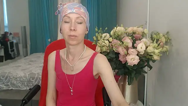 LuxuryNika webcam