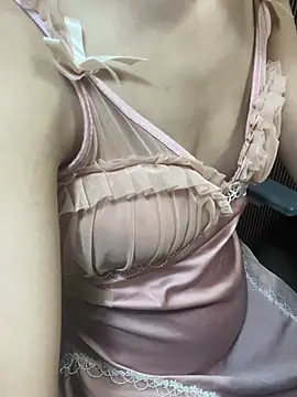 Mina048 webcam