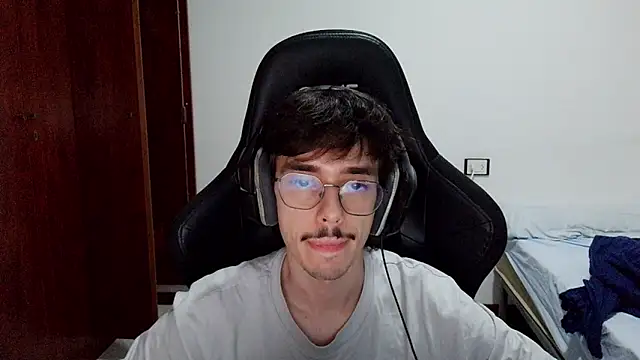 gabrielNovin17cm webcam