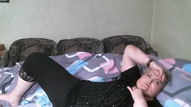 Lana555 live cam on StripChat