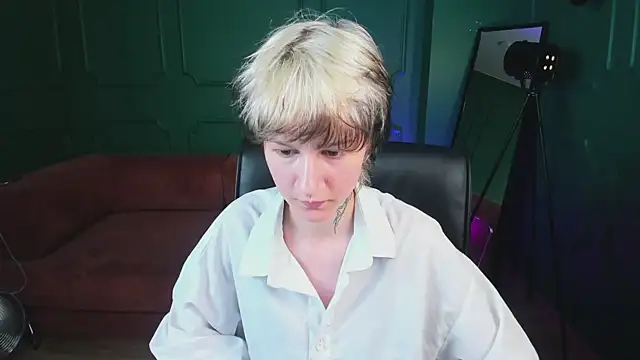 Senpai_Sins webcam