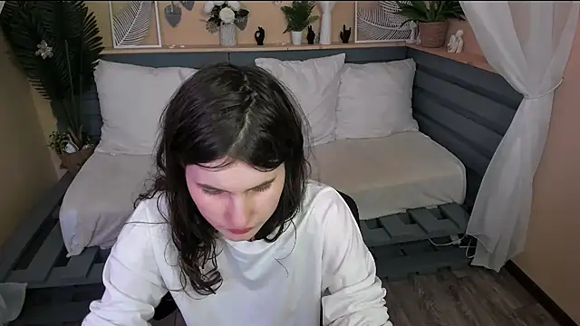 NoriMoore webcam