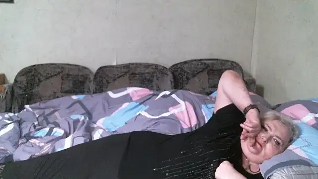 Lana555 live cam on StripChat