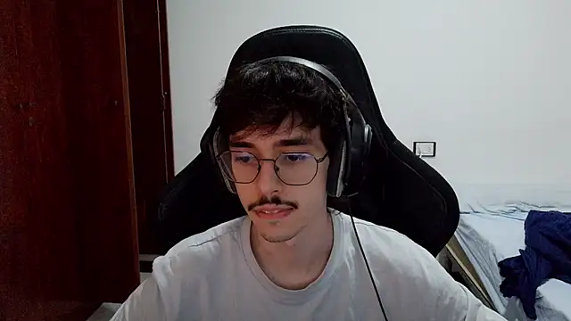 gabrielNovin17cm webcam